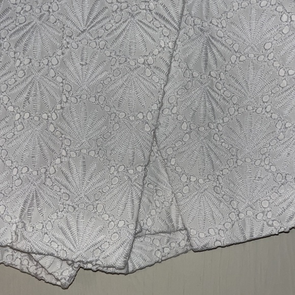 Lilly Pulitzer White Eyelet Skort - Picture 2 of 5